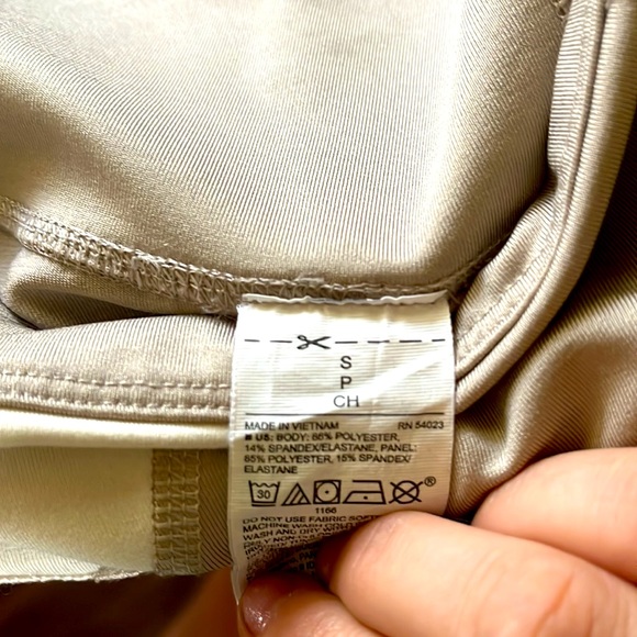 Old Navy Elevate Leggings. Size S GUC, no pilling. - Picture 6 of 6